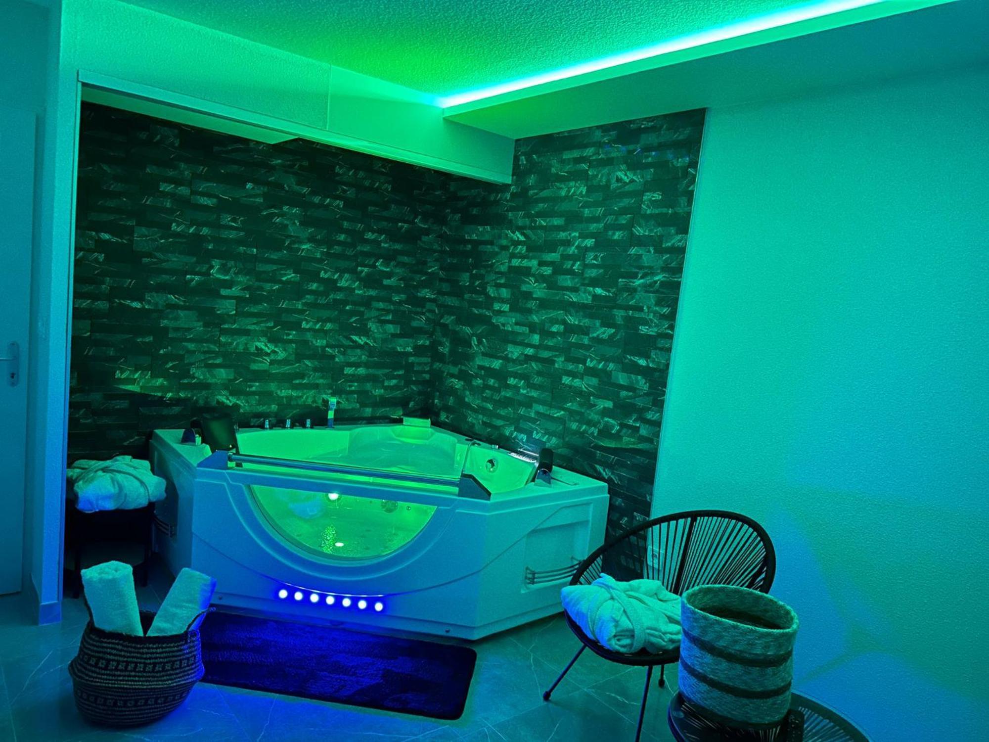 T3 5 Etoile Jacuzzi Διαμέρισμα Τουλούζη Εξωτερικό φωτογραφία
