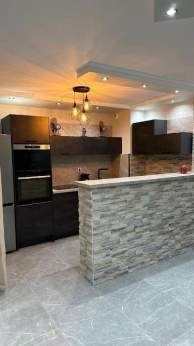 T3 5 Etoile Jacuzzi Διαμέρισμα Τουλούζη Εξωτερικό φωτογραφία