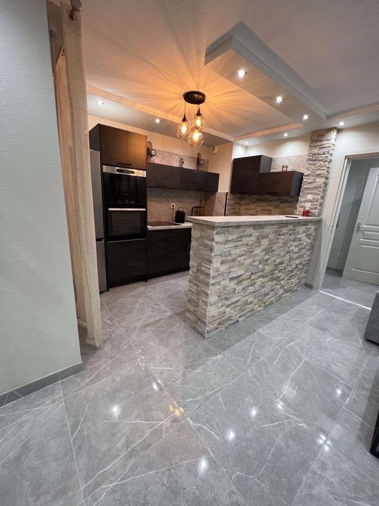 T3 5 Etoile Jacuzzi Διαμέρισμα Τουλούζη Εξωτερικό φωτογραφία